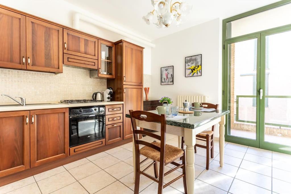 Casa Dei Quadri Monolocale Jesi Apartment Exterior foto
